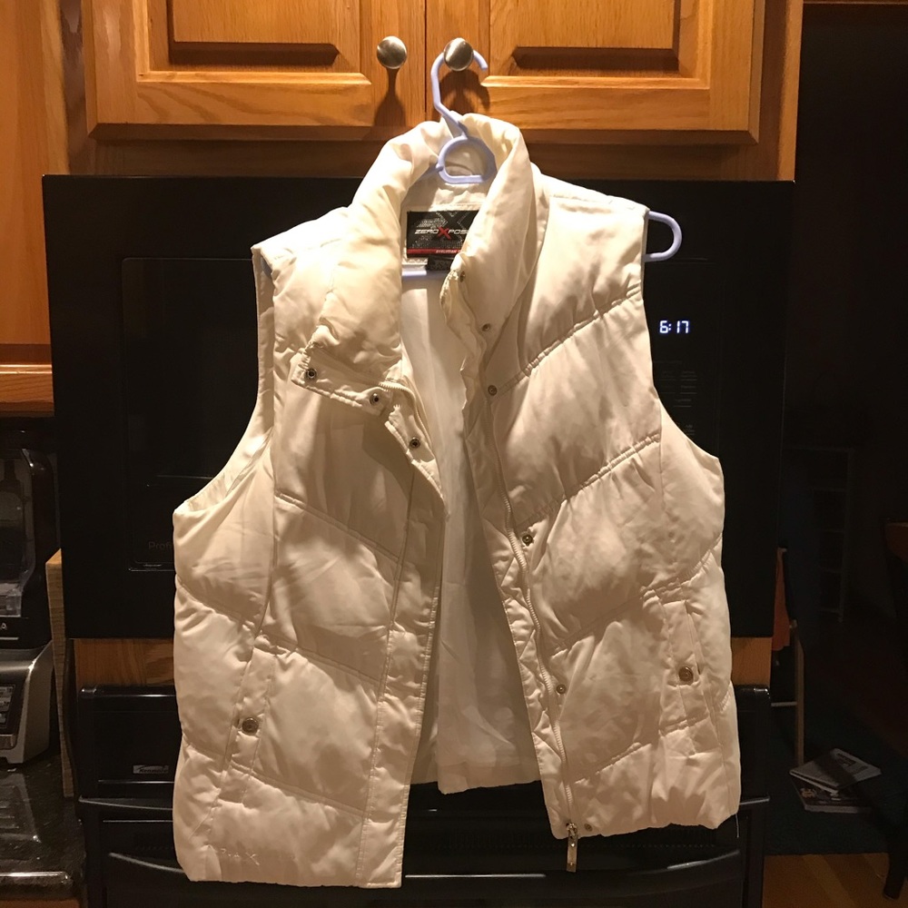 White vest